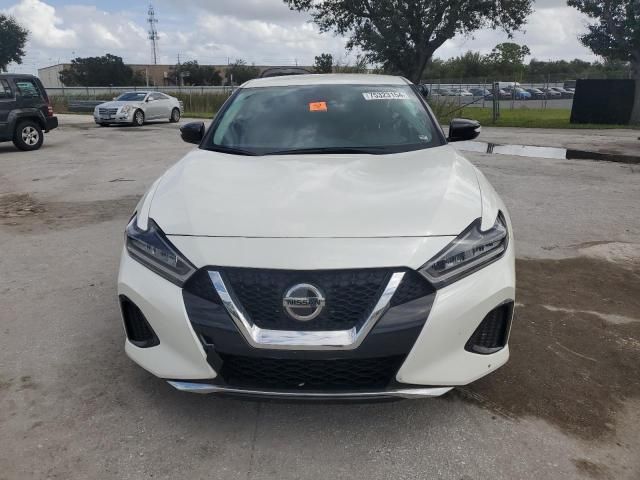 2022 Nissan Maxima SV