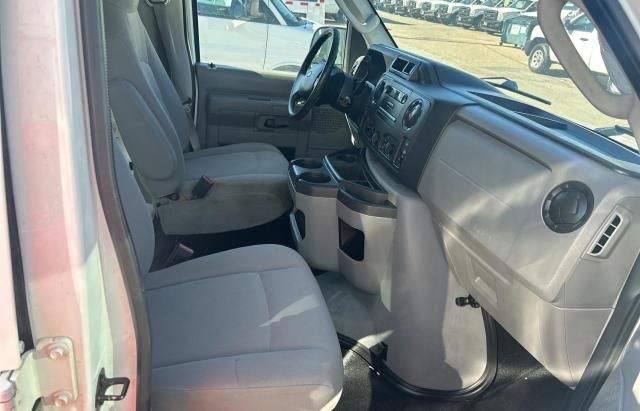 2013 Ford Econoline E250 Van