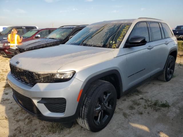 2024 Jeep Grand Cherokee Laredo