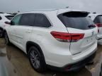 2017 Toyota Highlander SE