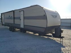 Salvage trucks for sale at Haslet, TX auction: 2019 Wildcat Travel Trailer