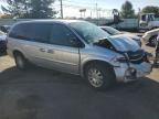 2003 Chrysler Town & Country LX