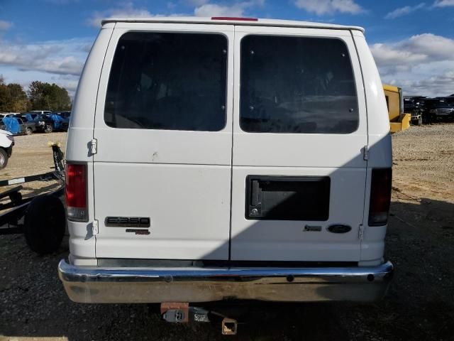 2013 Ford Econoline E350 Super Duty Wagon