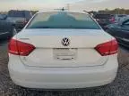 2014 Volkswagen Passat S