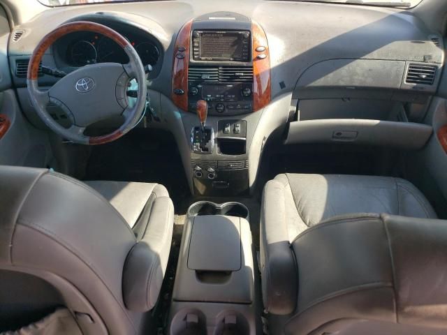 2007 Toyota Sienna XLE