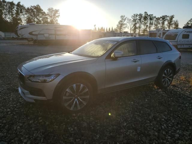 2024 Volvo V90 Cross Country Plus