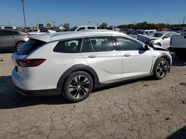 2019 Buick Regal Tourx Essence