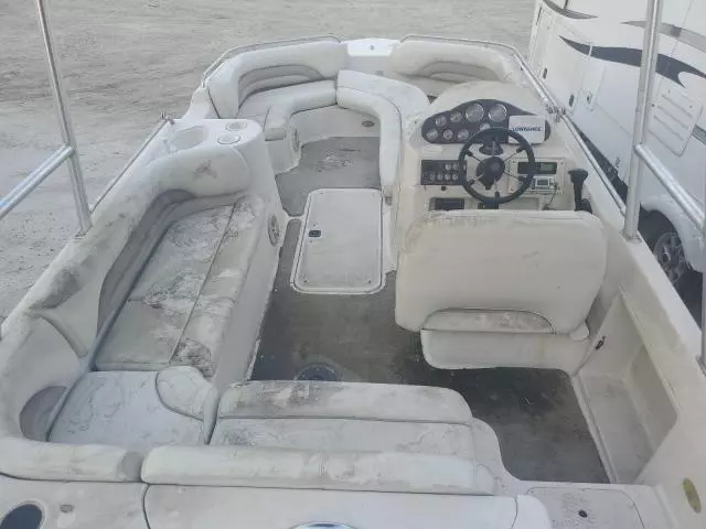 2001 Hurricane Boat