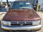 1997 Nissan Pathfinder LE