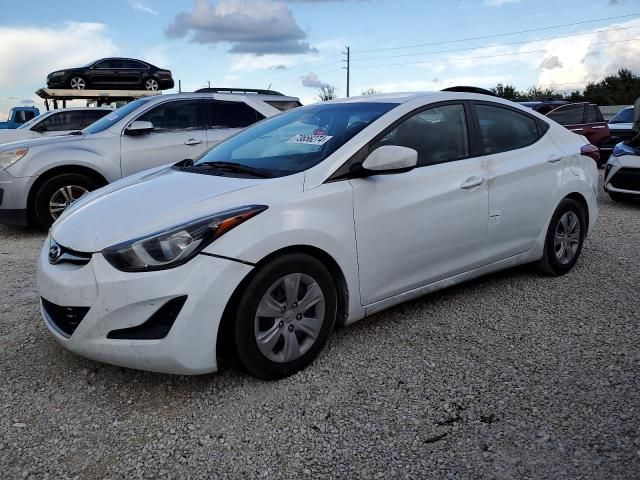 2016 Hyundai Elantra SE