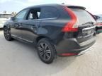 2017 Volvo XC60 T5 Dynamic