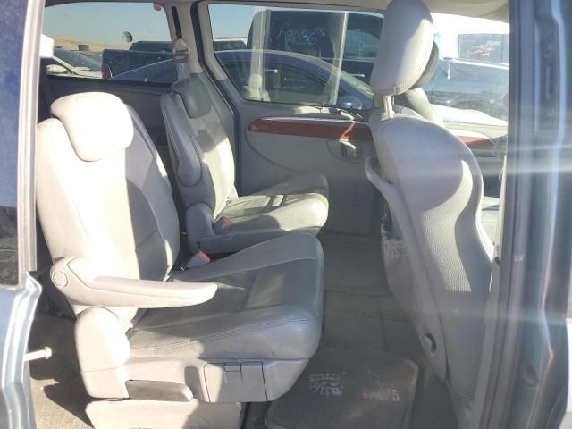 2006 Chrysler Town & Country Limited