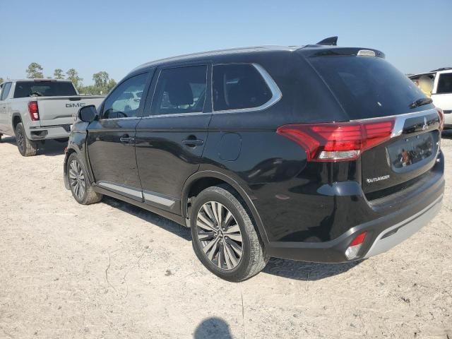 2020 Mitsubishi Outlander SE