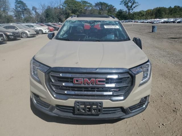 2022 GMC Terrain AT4