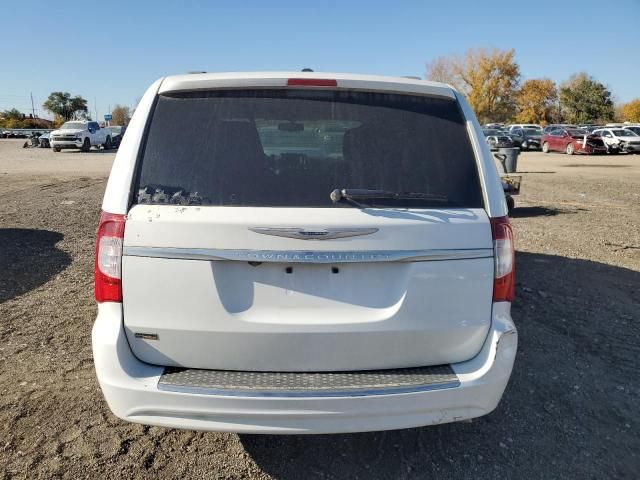 2015 Chrysler Town & Country Touring