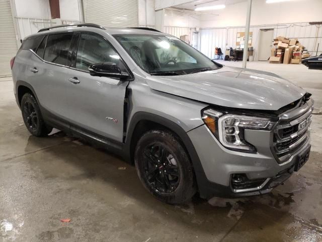 2023 GMC Terrain AT4