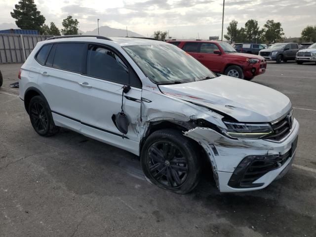 2022 Volkswagen Tiguan SE R-LINE Black