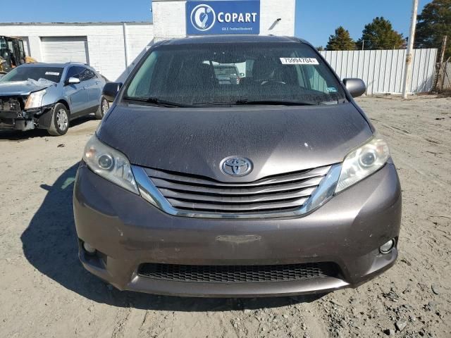 2015 Toyota Sienna XLE