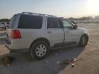 2004 Lincoln Navigator