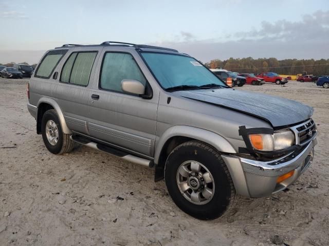 1999 Nissan Pathfinder XE