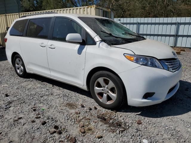 2015 Toyota Sienna LE