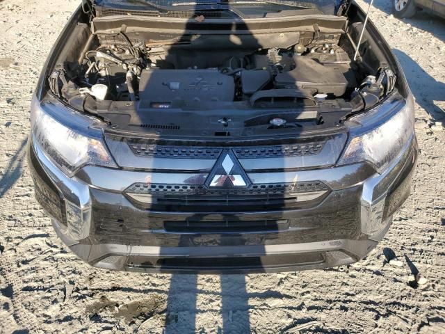 2020 Mitsubishi Outlander SE