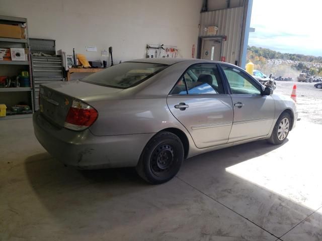 2005 Toyota Camry LE