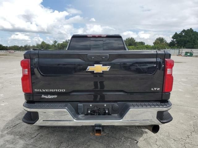 2022 Chevrolet Silverado K3500 LTZ