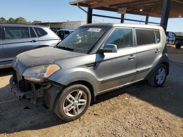 2011 KIA Soul +