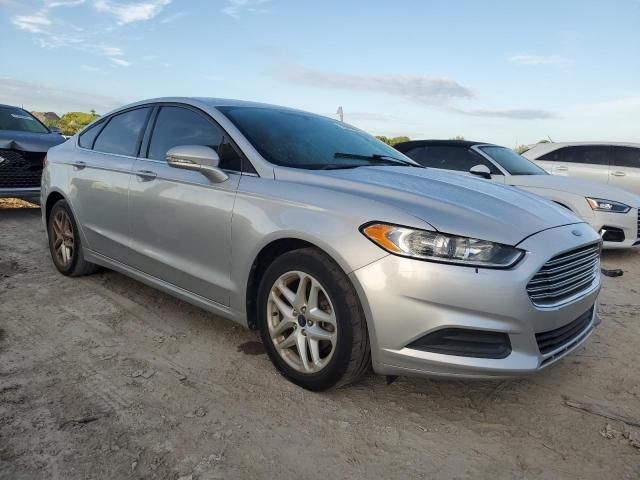 2014 Ford Fusion SE