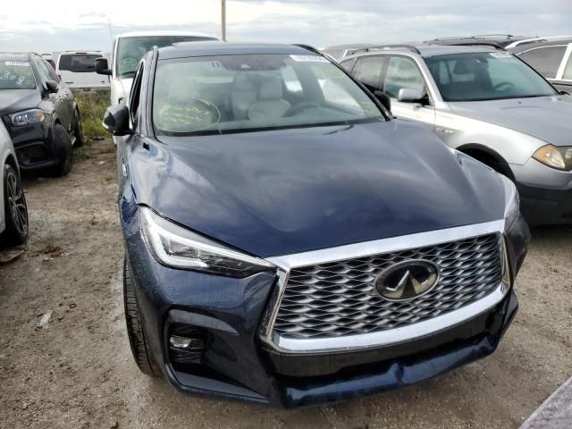 2023 Infiniti QX55 Essential