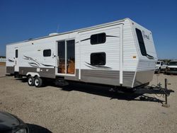 Salvage trucks for sale at Bismarck, ND auction: 2010 Nomad Skyline