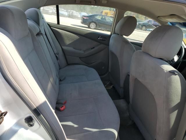 2010 Nissan Altima Base