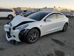 Carros salvage a la venta en subasta: 2020 Tesla Model 3