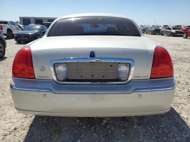 2004 Lincoln Town Car Ultimate