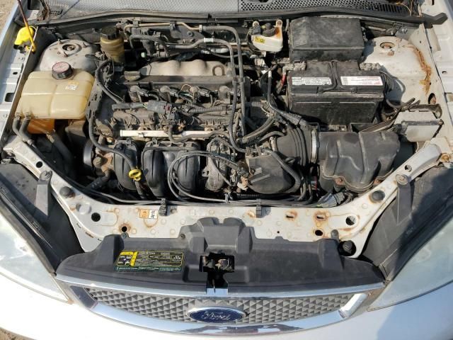 2005 Ford Focus ZX4