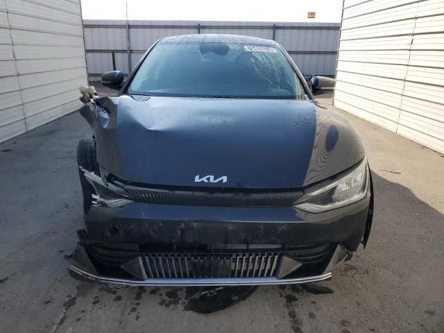 2023 KIA EV6 Light