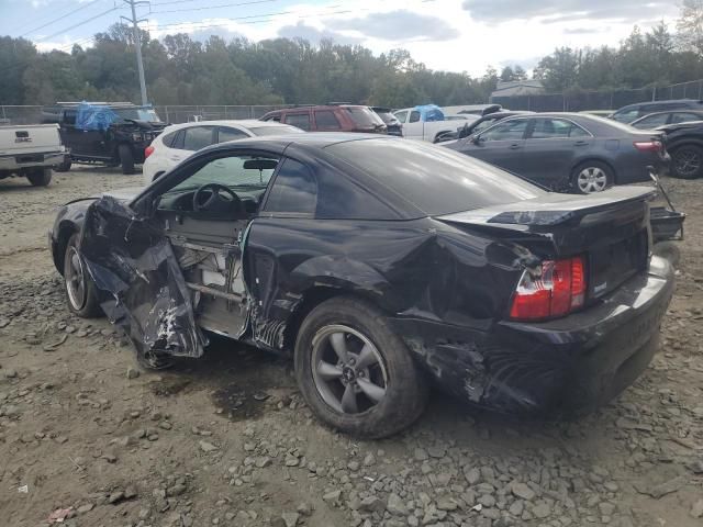 2004 Ford Mustang