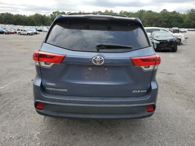 2019 Toyota Highlander SE