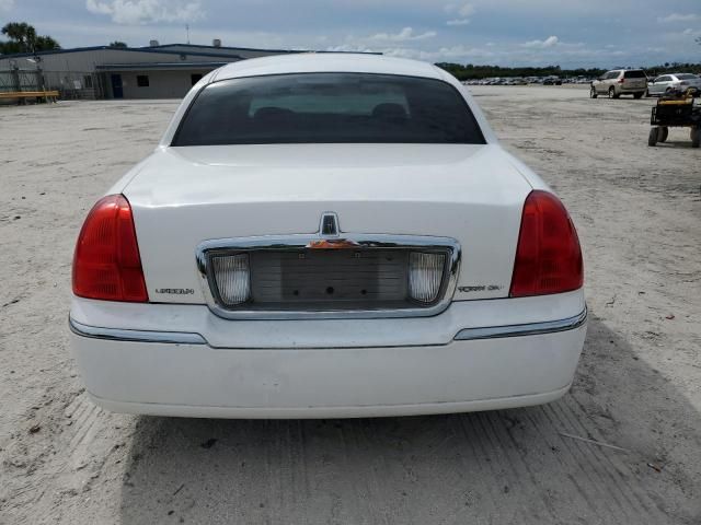 2006 Lincoln Town Car Signature