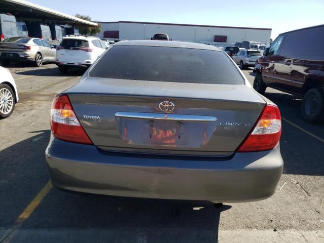 2004 Toyota Camry LE