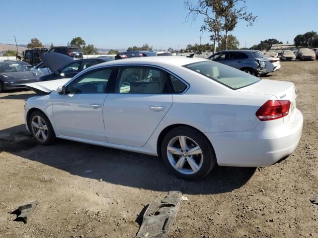 2014 Volkswagen Passat SE