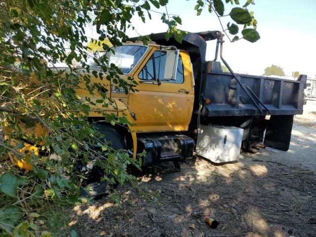 1990 Ford F800 F