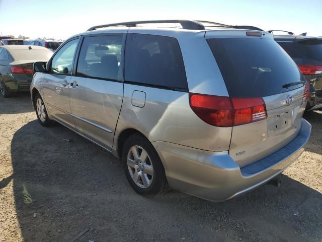 2005 Toyota Sienna CE