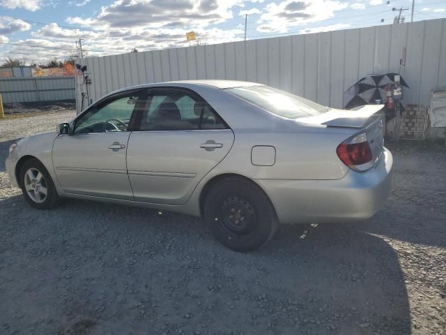 2005 Toyota Camry LE