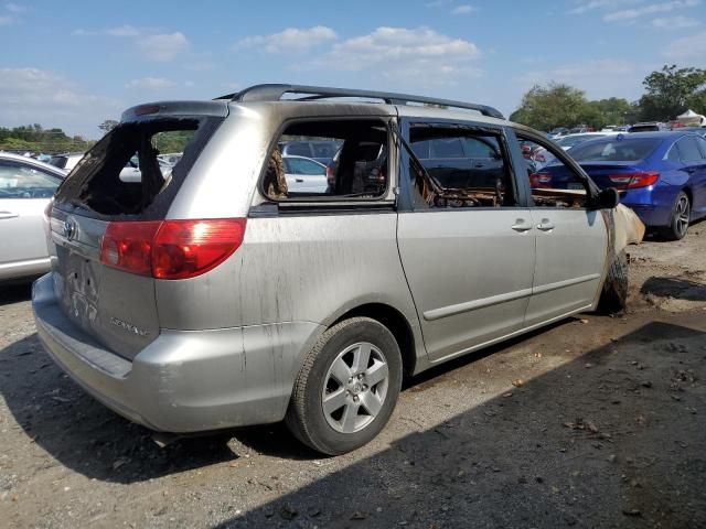 2010 Toyota Sienna CE