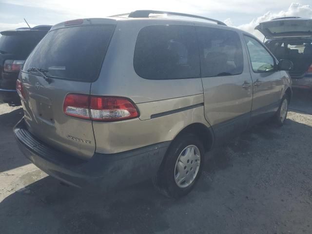 2002 Toyota Sienna CE