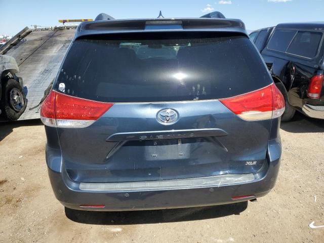 2014 Toyota Sienna XLE