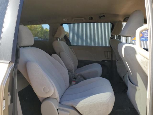 2011 Toyota Sienna Base