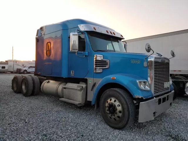 2016 Freightliner 122SD